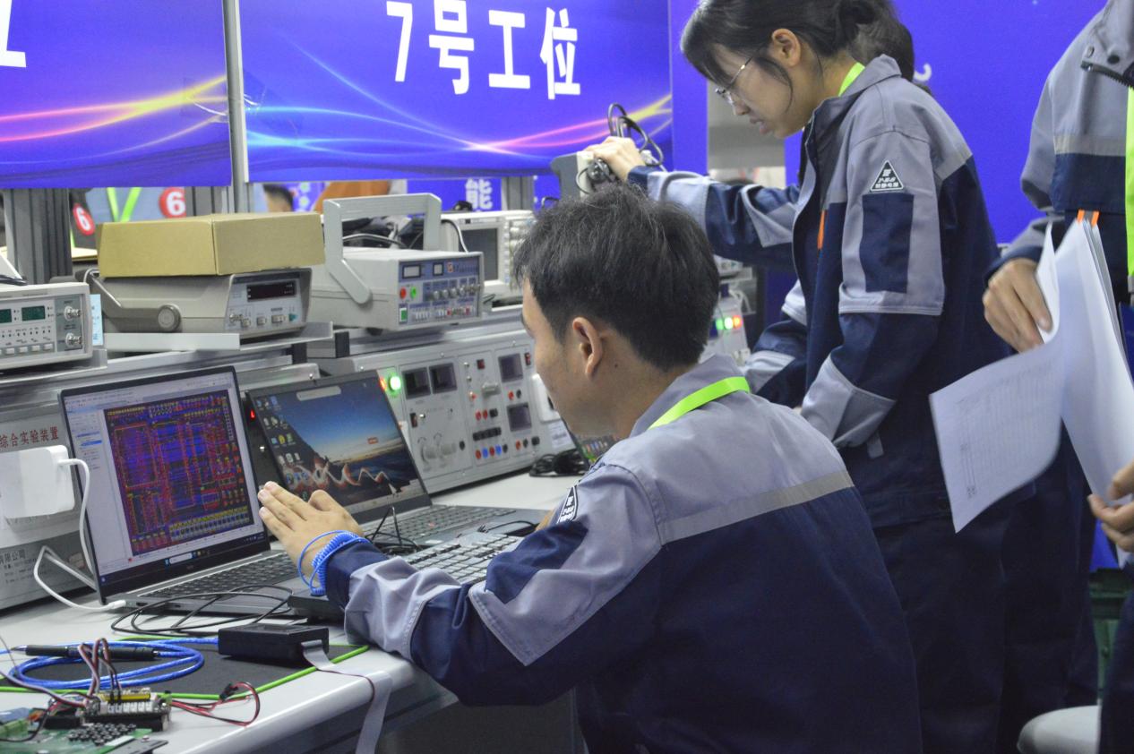 我校成功舉辦2023年云南省職業院校技能大賽“智能電子產品設計與開發”賽項，引領職業教育創新與實踐新篇章